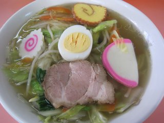 �ܖڃ��[����