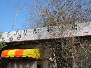 �������H��