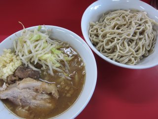 �����[�����{���˂ɂ�ɂ���