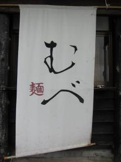 Ŕ
