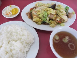 ���ƃL���x�c�݂��C�^���{���C�X