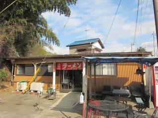 ���P�Y�s���1345�@0438-75-2093�@11:00�`15:00�@�΁E���j�@P